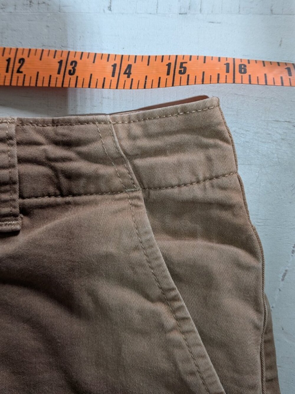 Chubbies The Original Shorts Men's 32 Tan 5.5" Regular Fit - Picture 8 of 8
